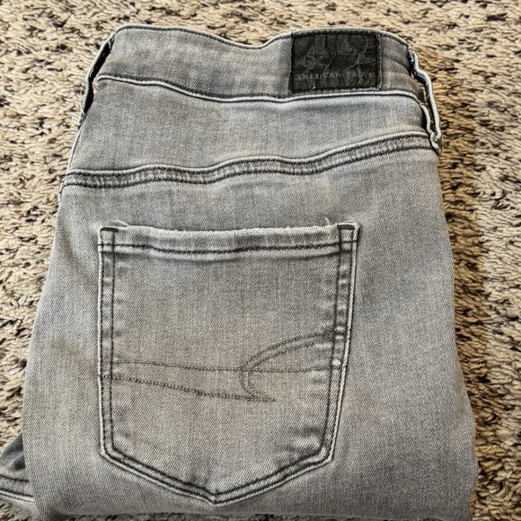 American Eagle Womens 6 Super High Rise Jeggings Distressed Next Level Stretch - Picture 11 of 14